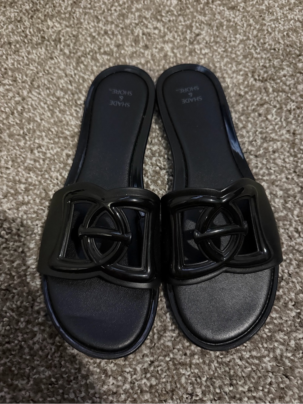 Shade & Shore Black Slide Sandals with Glossy Knot Accent